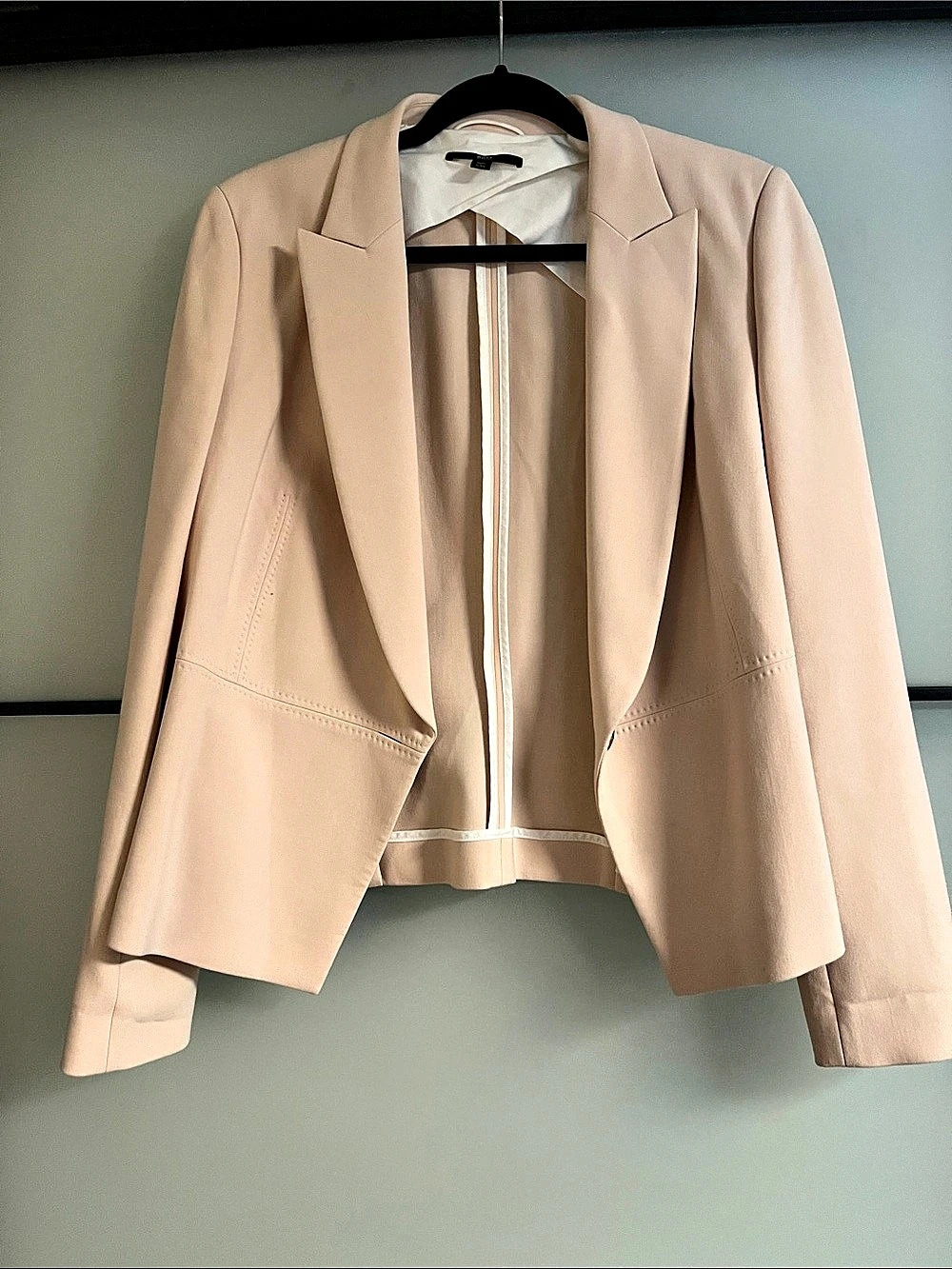 BOSS Women's Pink Blazer Like New